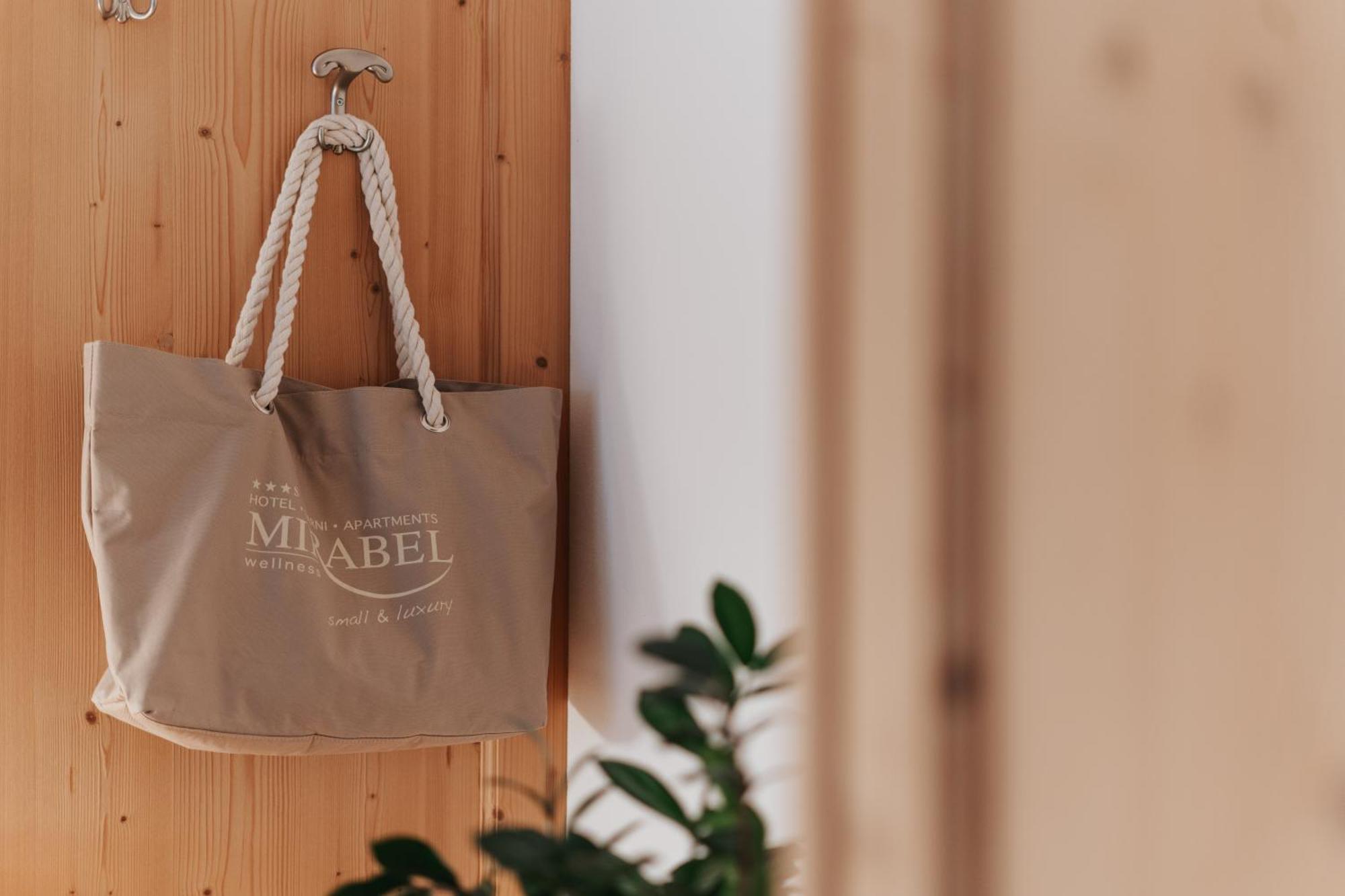 B&B Hotel Mirabel โอติเซ ภายนอก รูปภาพ