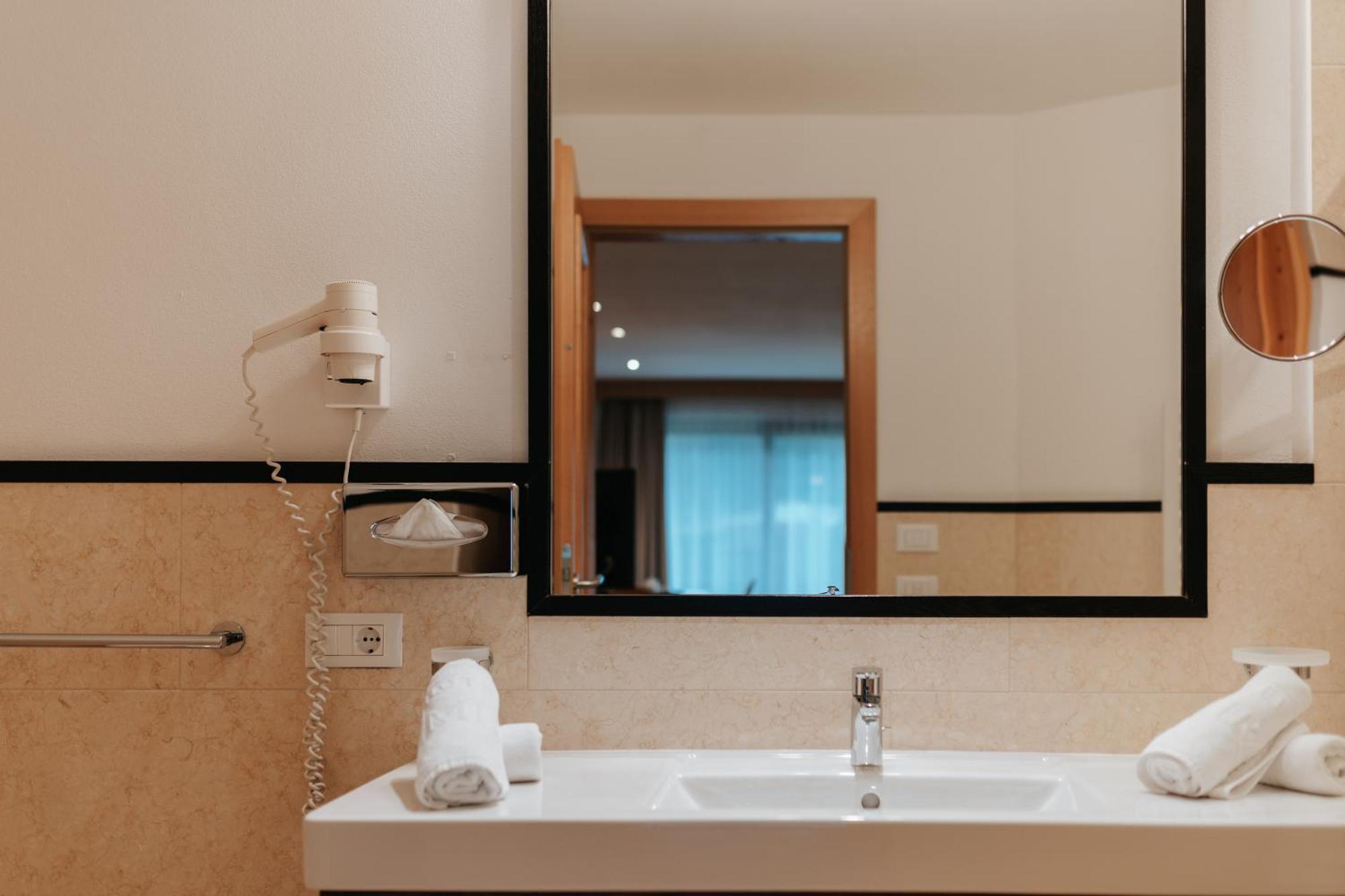 B&B Hotel Mirabel โอติเซ ห้อง รูปภาพ